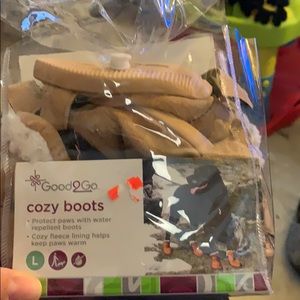 Dog boots. Ugg style